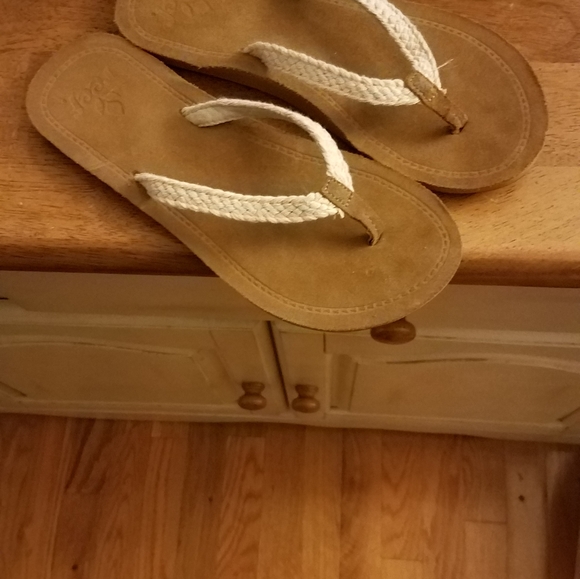 Roxy Shoes - Roxy flip flops 8 Roxy Shoes - Roxy flip flops 8